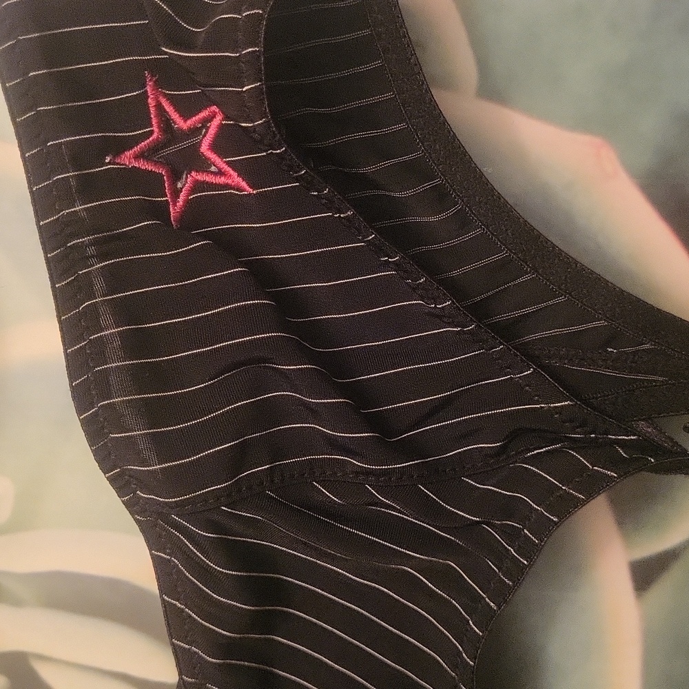 Garter Belt (S) Only - Picture 2 of 5